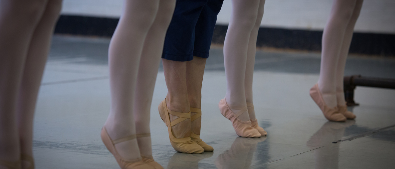 ballet dancers shoes